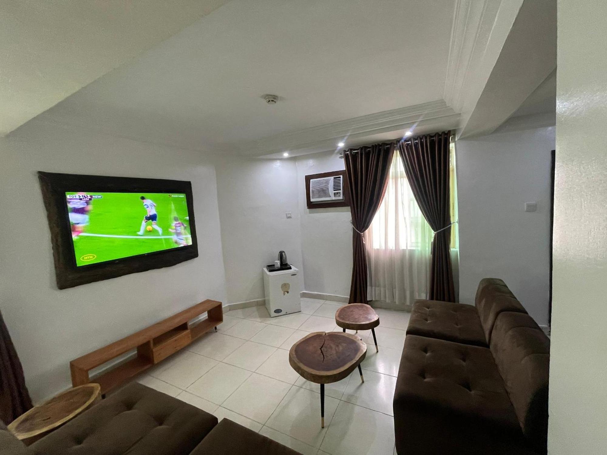Presken K-One Hotel Ikeja Ngoại thất bức ảnh